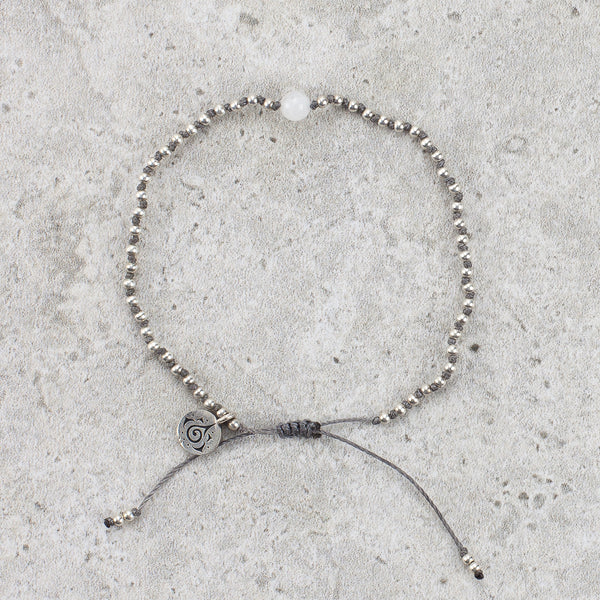 Hand Knotted Moonstone Bracelet - Intuition