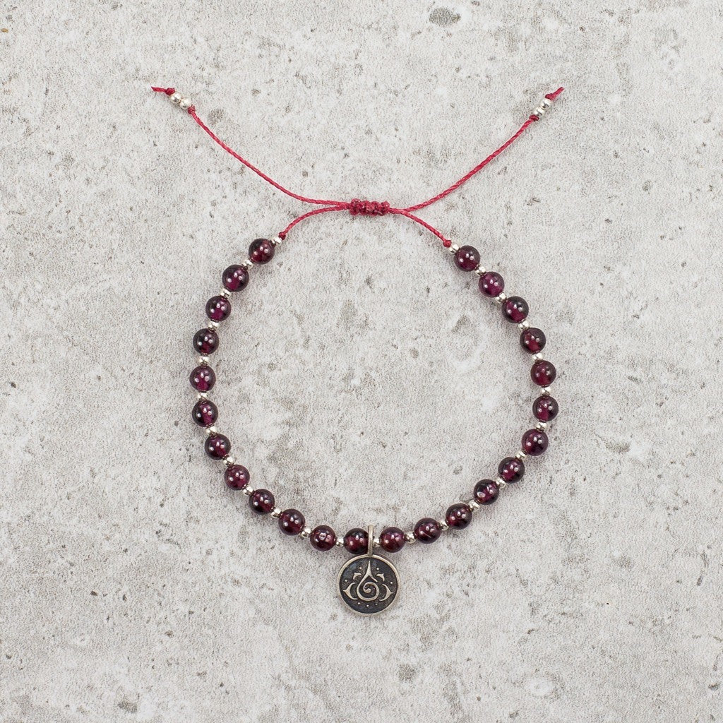 Garnet Gemstone Bracelet - Creative Energy