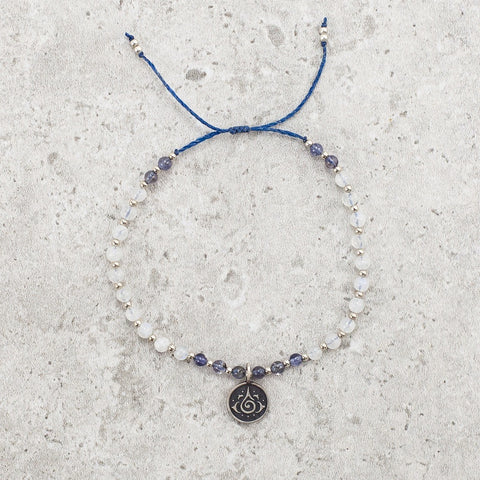Hand Knotted Moonstone Bracelet - Intuition