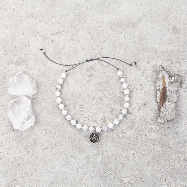 Howlite Bracelet - Calm & Patient